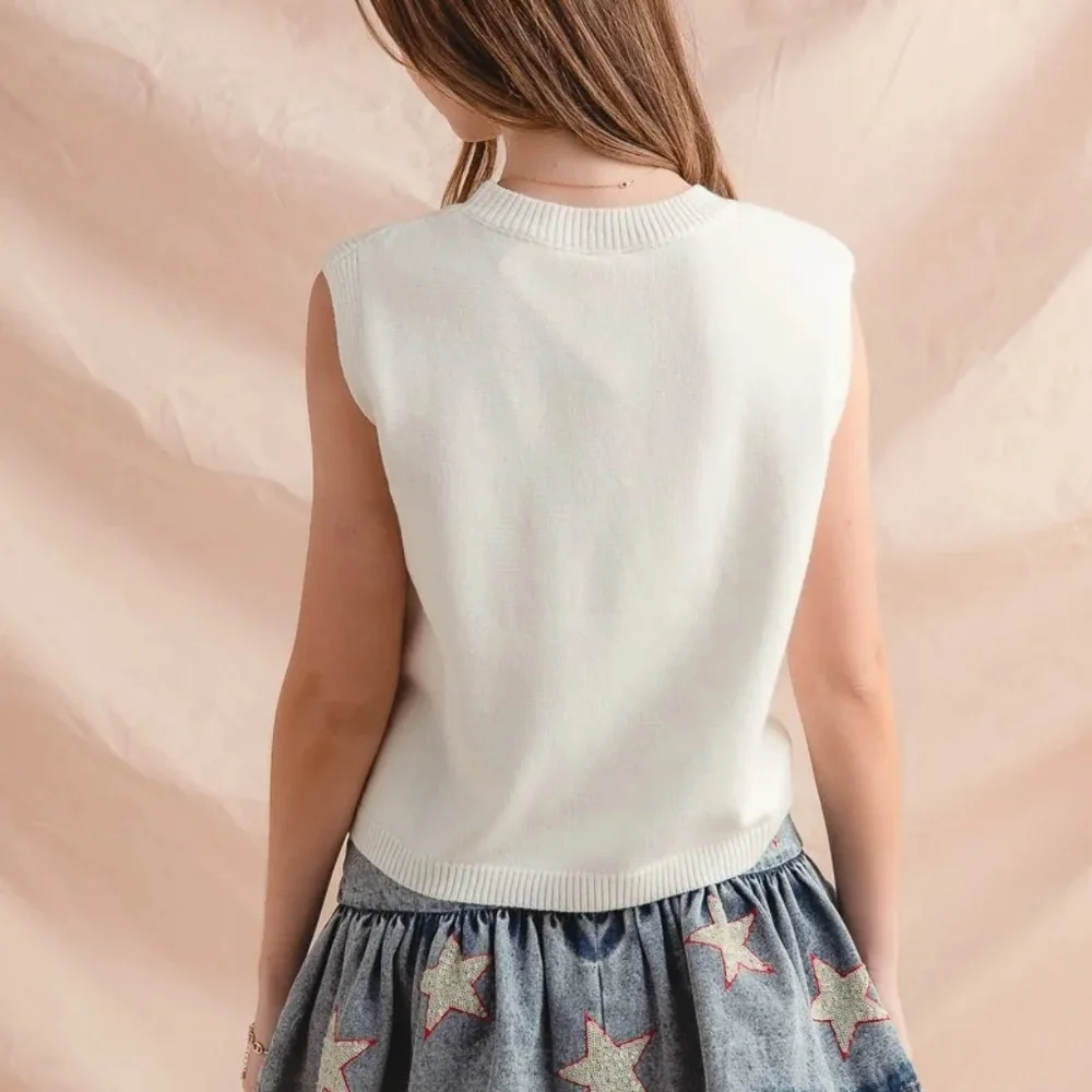 SO ME Teddy Bear Wearing An American Flag With Usa Embroidered Sweater Vest - Picture 3 of 3